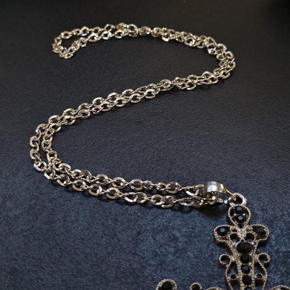 Vintage Y2K 18" Gothic Cross Pendant Necklace - Picture 3 of 6